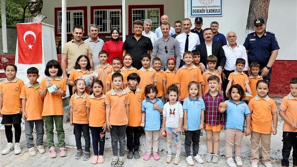 Dulkadiroğlu Kaymakamımız Hicabi Aytemur ve Dulkadiroğlu İlçe Milli Eğitim Müdürümüz Hüseyin Mart'ın Okulumuzu Ziyareti 